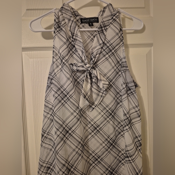 August Silk Women's Black and White Plaid Top - Picture 5 of 5